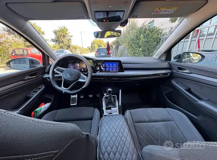 Volkswagen Golf 2023 photo 5