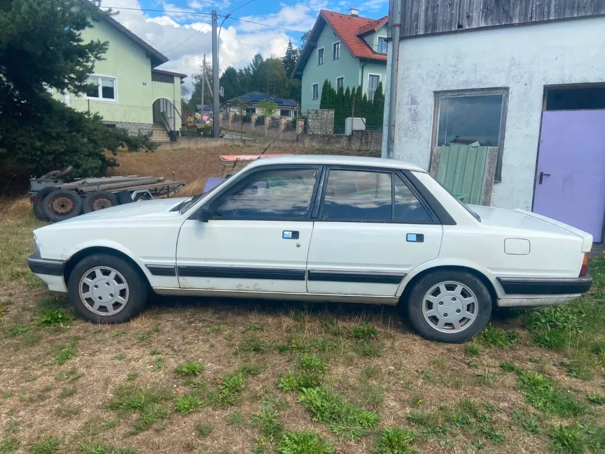 Peugeot 505
