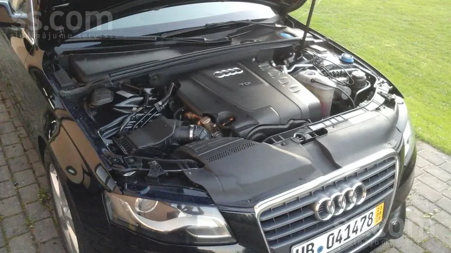 Audi A4 2012 photo 4