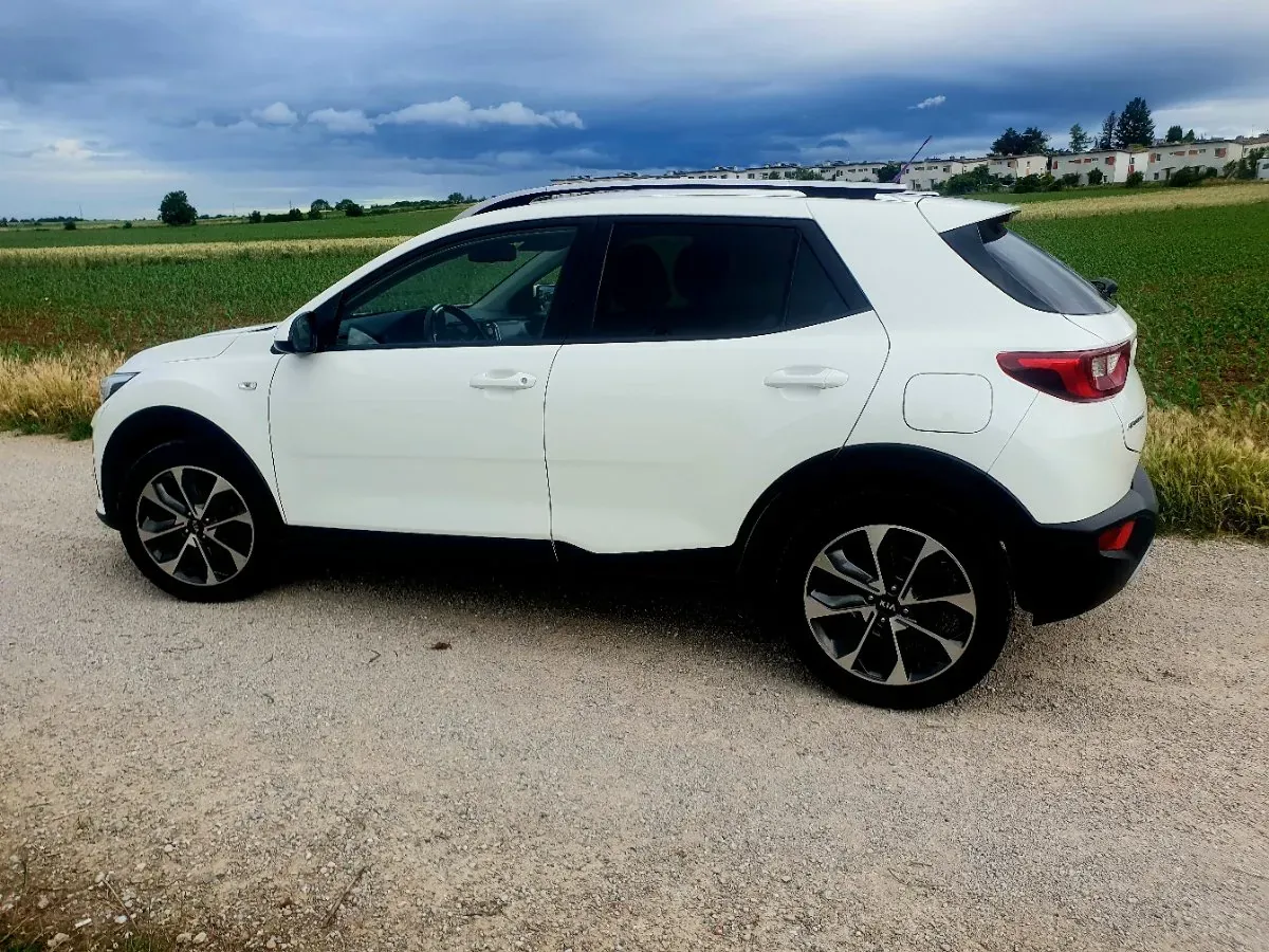 Kia Stonic 2019 photo 2