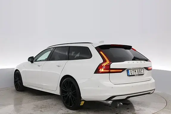 Volvo V90 2022 photo 4