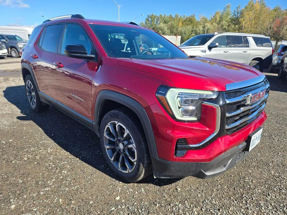 GMC Terrain 2025 photo 3