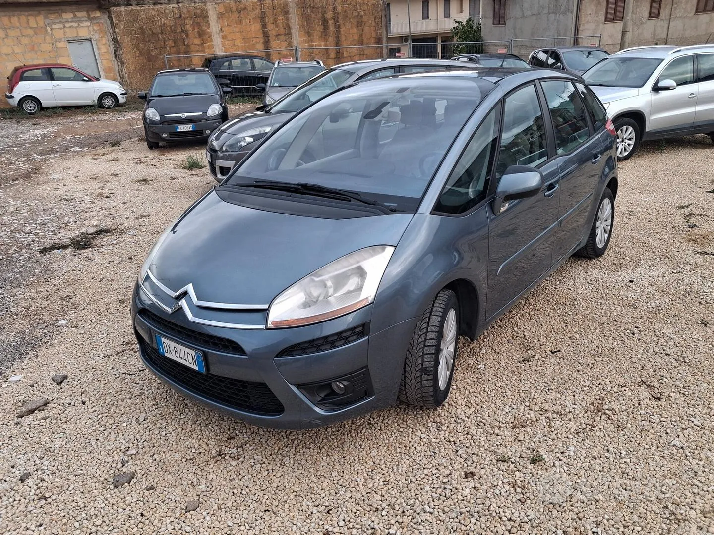 Citroen C4 Picasso 2009 photo 5
