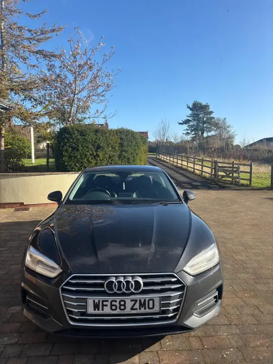 Audi A5 2018 photo 2