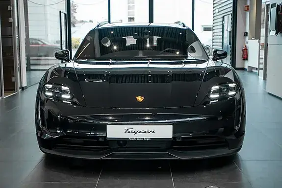 Porsche Taycan 2023 photo 2