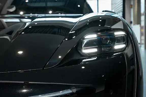 Porsche Taycan 2023 photo 3