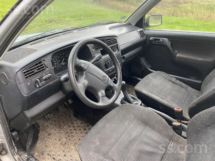 Volkswagen Golf 3 1997 photo 3