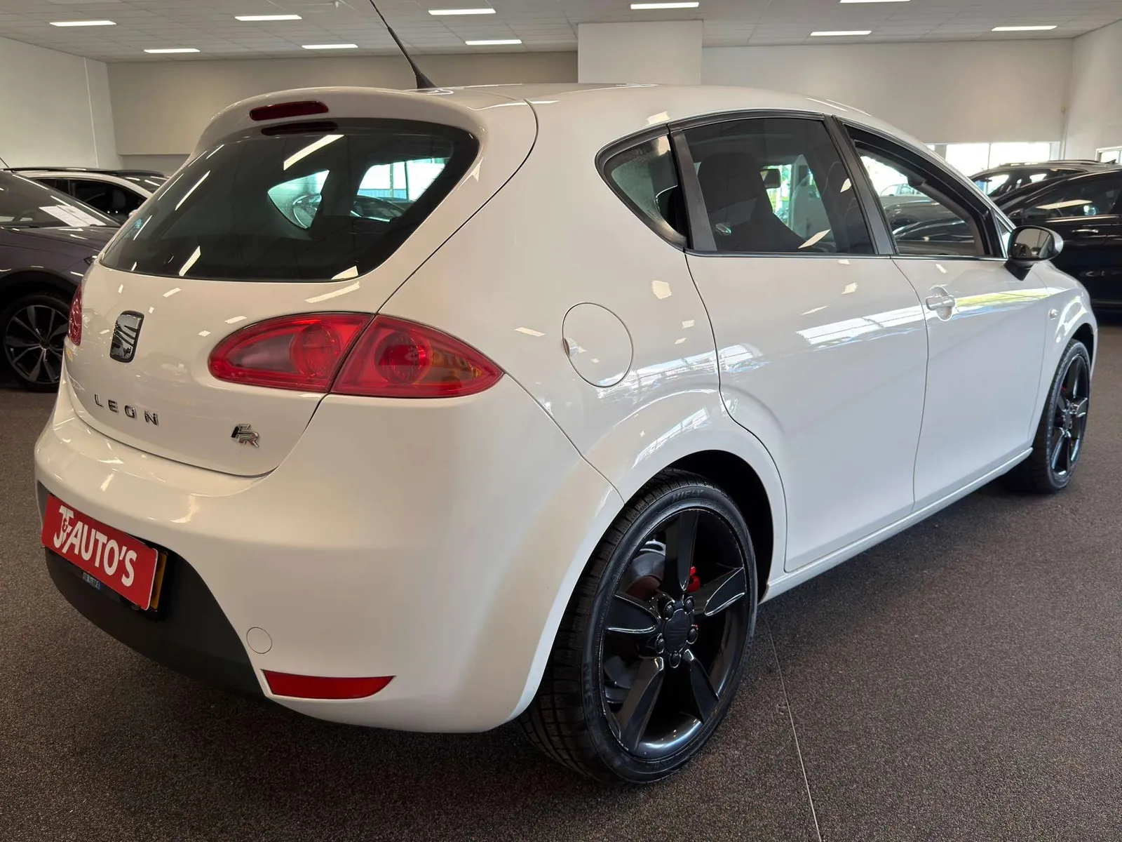 Seat Leon 2009 photo 5