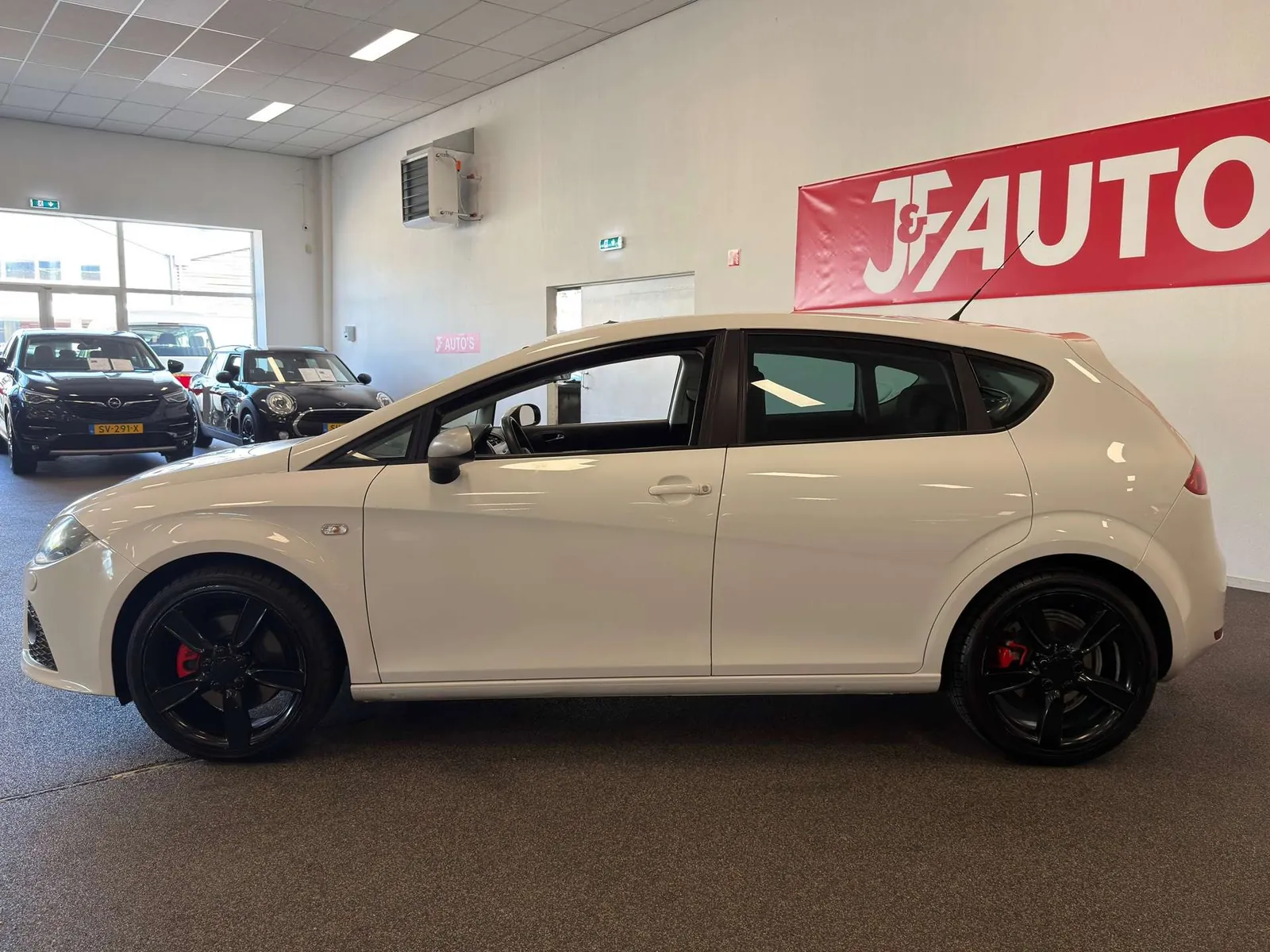Seat Leon 2009 photo 2