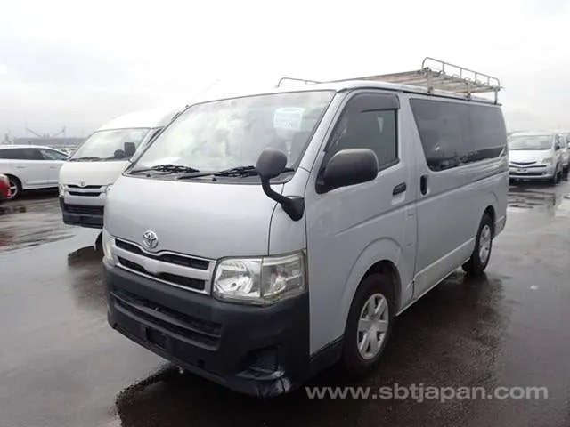 Toyota Cbf-Trh200V 2012 photo 2