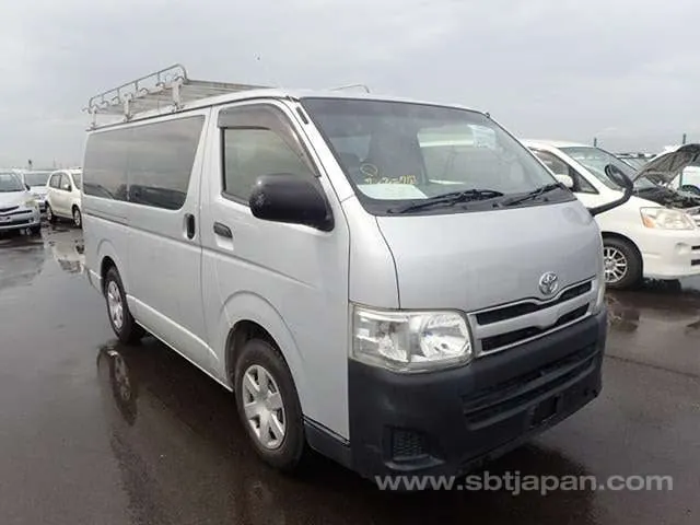 Toyota Cbf-Trh200V