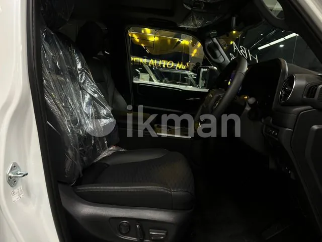 Toyota Land Cruiser Prado 2026 photo 5