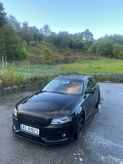 Audi A4 2009 photo 2