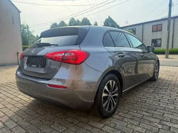 Mercedes-Benz A180