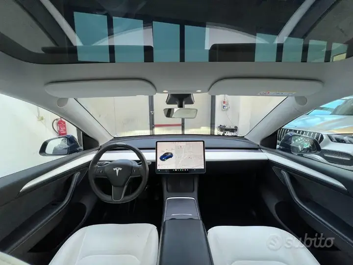 Tesla Model Y 2021 photo 5