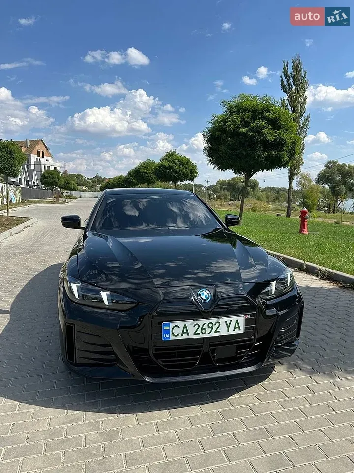 BMW I4 2023 photo 2