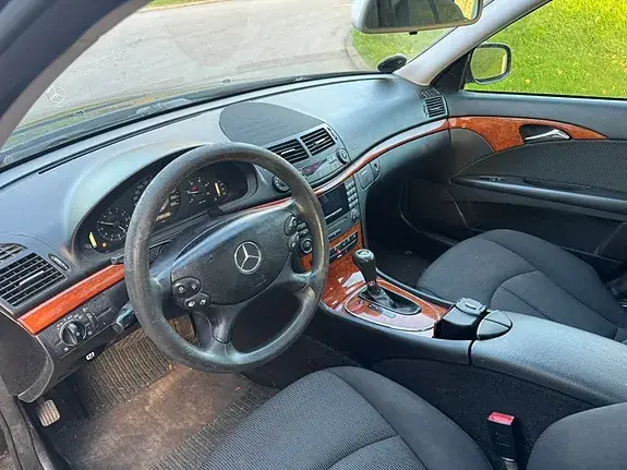Mercedes-Benz E 220 2008 photo 5