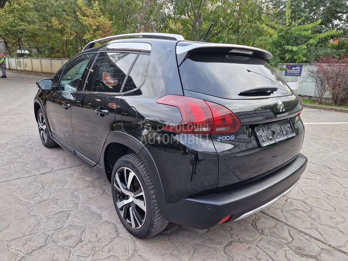 Peugeot 2008 2017 photo 4