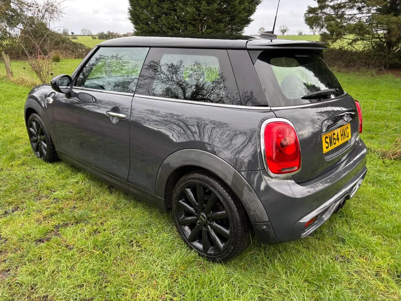 Mini Hatch 2014 photo 3