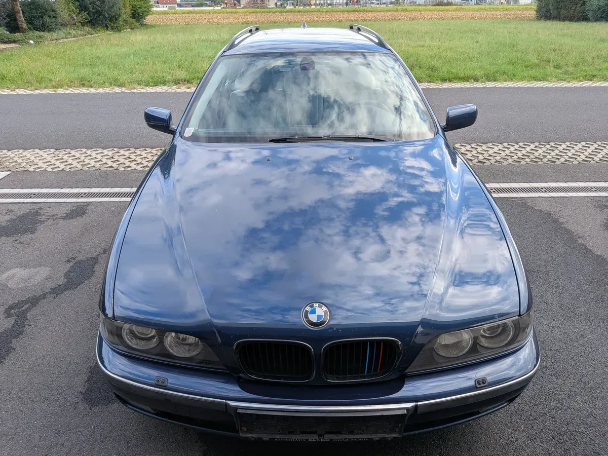 BMW 5 Series 1999 photo 2