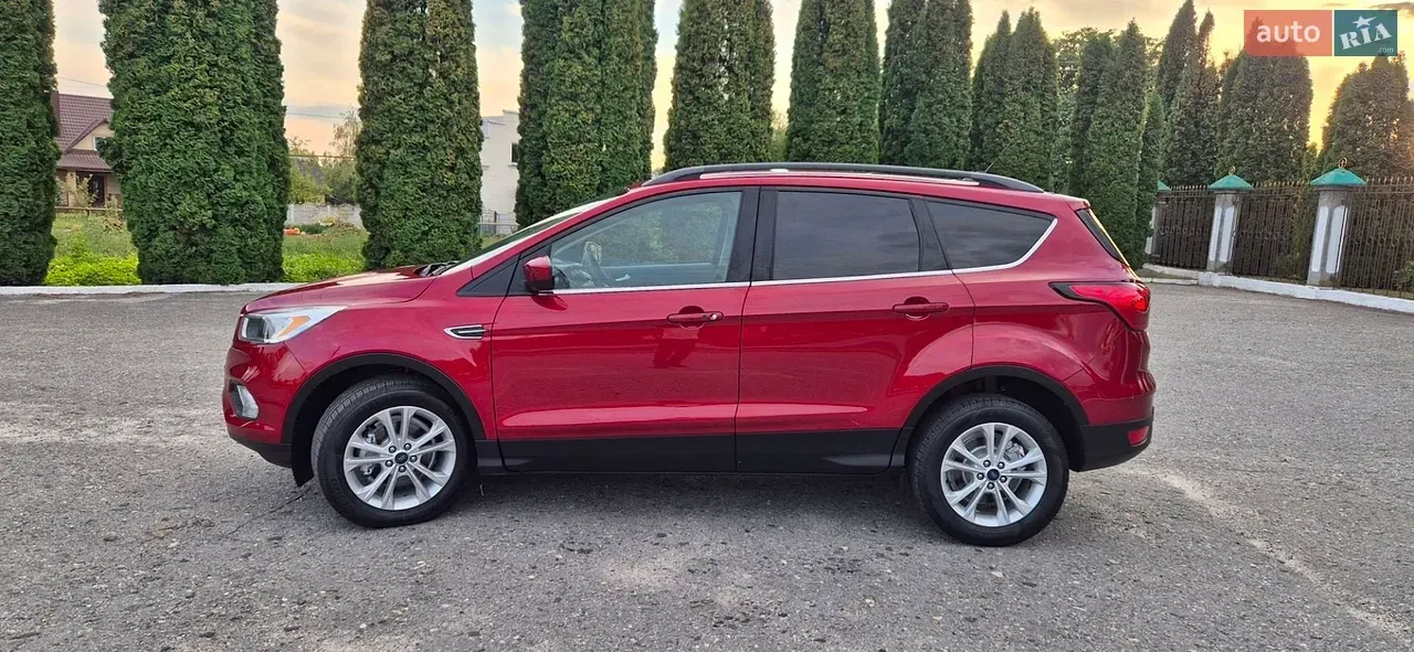 Ford Escape 2019 photo 4