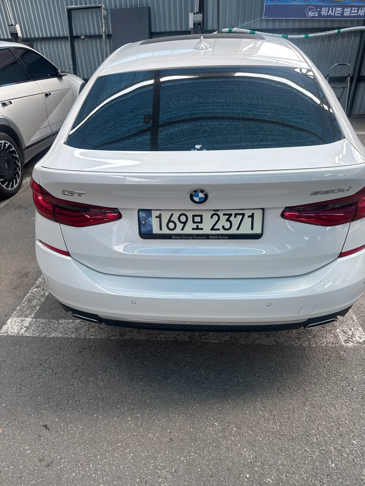 BMW 6 Series Gt 2022 photo 2