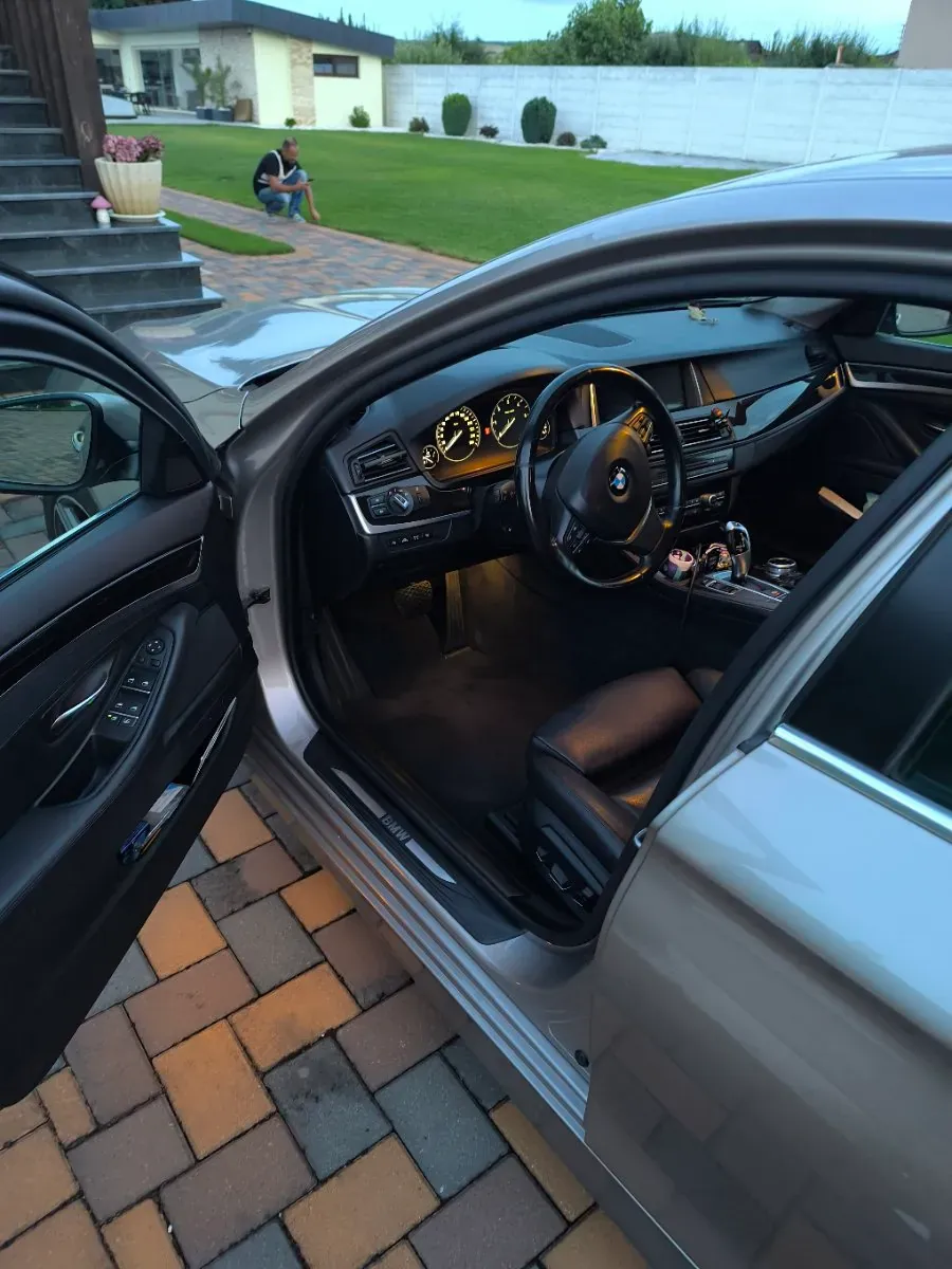 BMW 5 Series 2014 photo 2