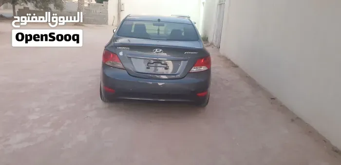 Hyundai Accent 2013 photo 3