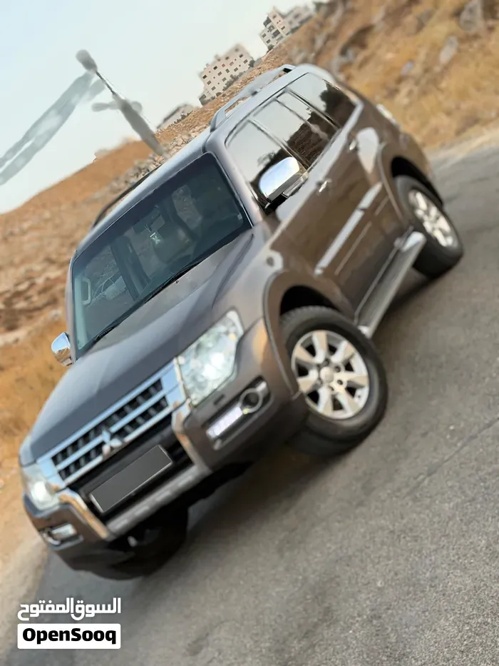 Mitsubishi Pajero 2016 photo 3