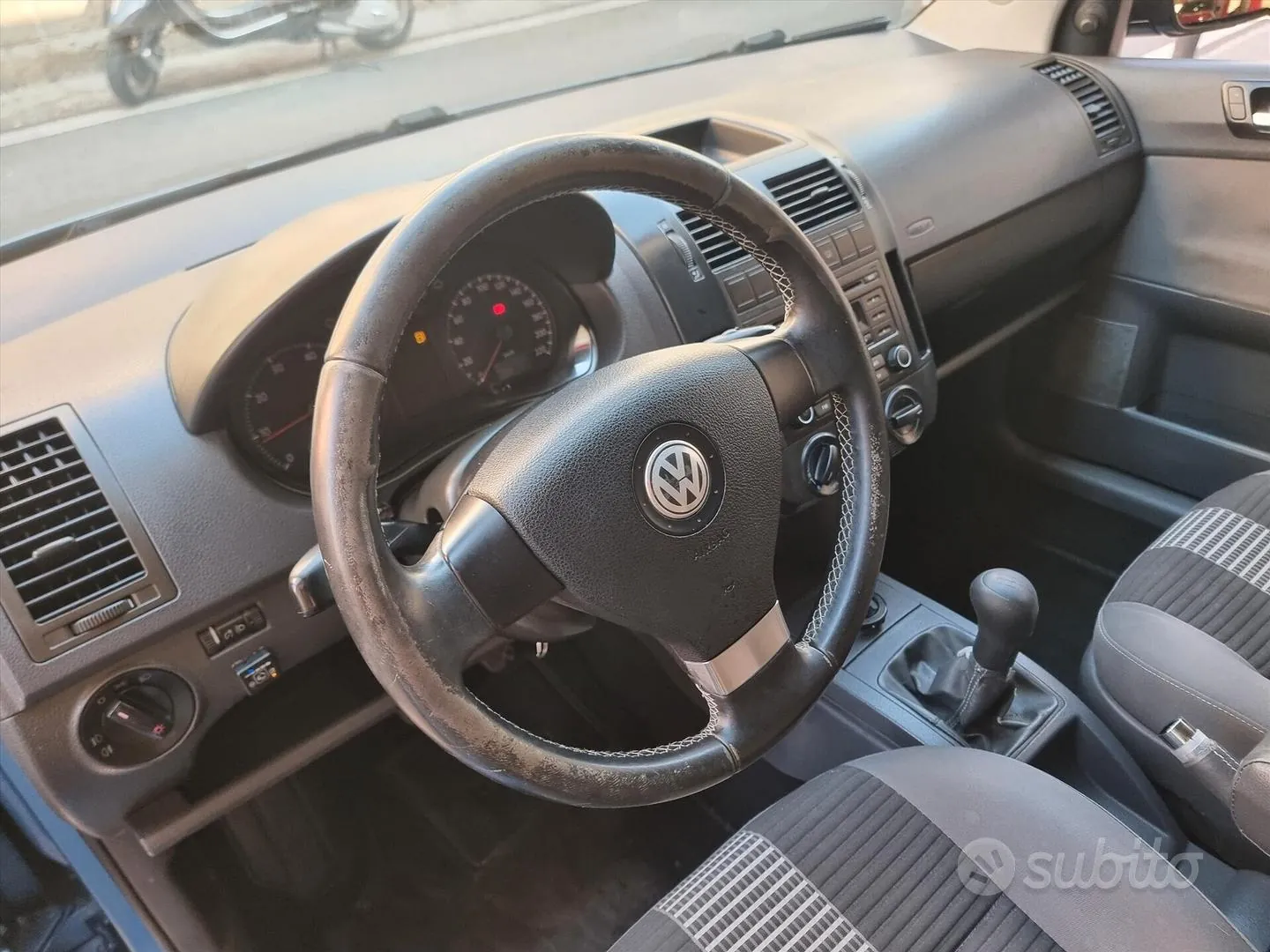 Volkswagen Polo 2008 photo 5
