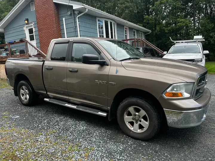 Dodge Ram 1500 2010 photo 3