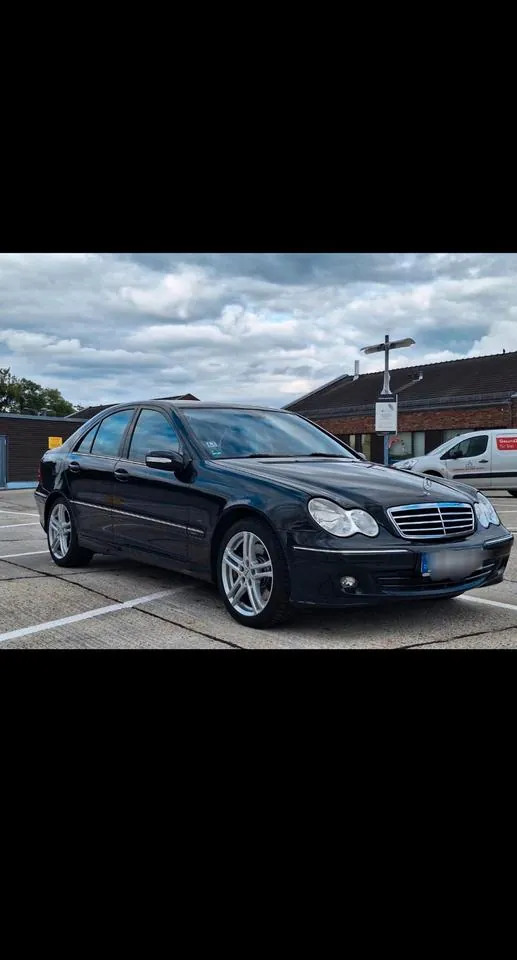 Mercedes-Benz C 320