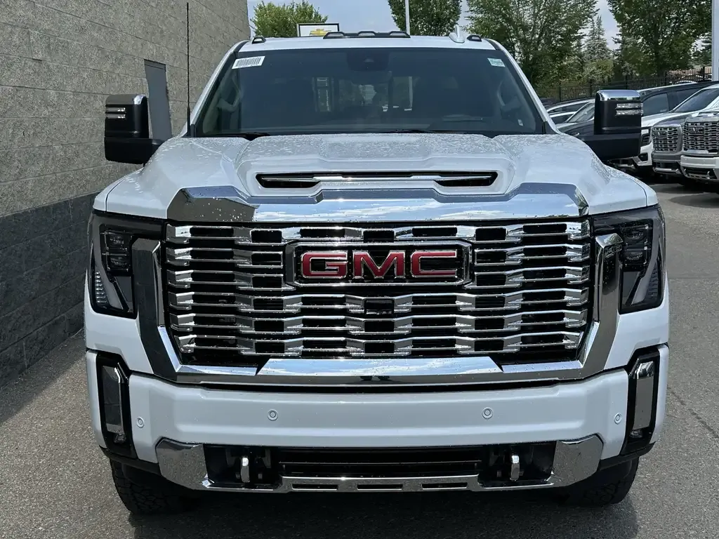 GMC Sierra 3500Hd 2026 photo 2