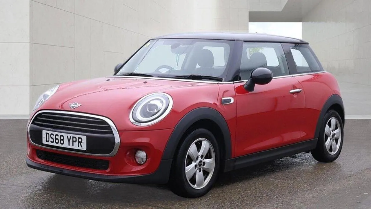 Mini Hatch 2018 photo 3
