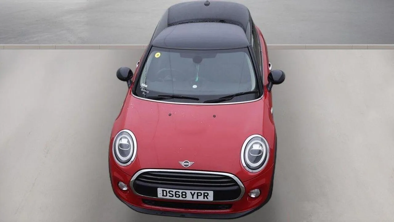 Mini Hatch 2018 photo 2