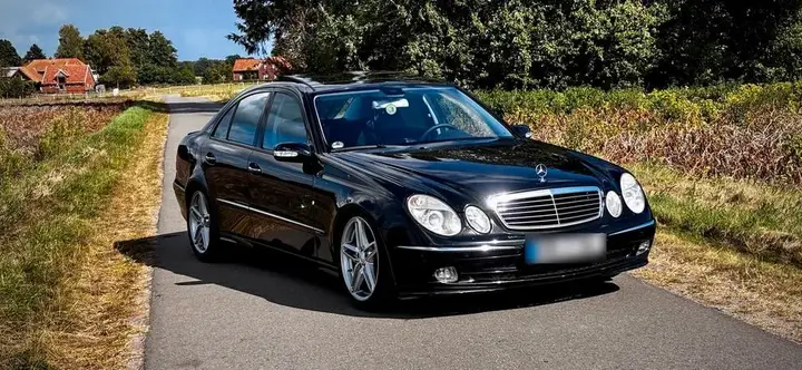 Mercedes-Benz E500