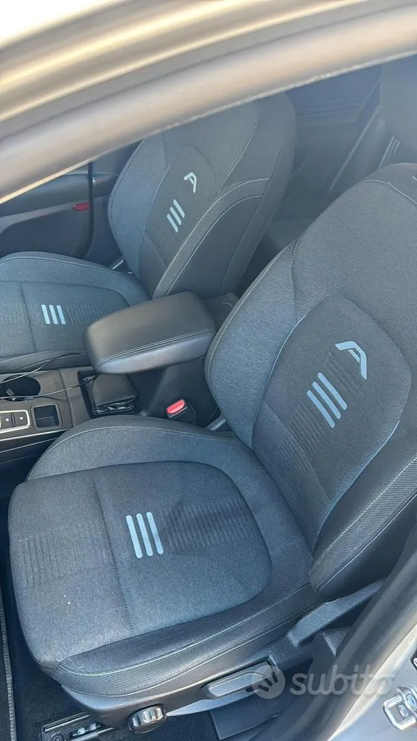 Ford Focus 2022 photo 4