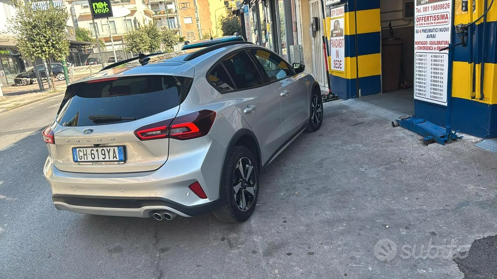 Ford Focus 2022 photo 2
