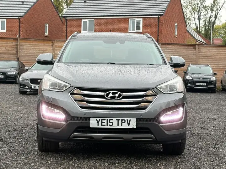 Hyundai Santa Fe 2015 photo 4