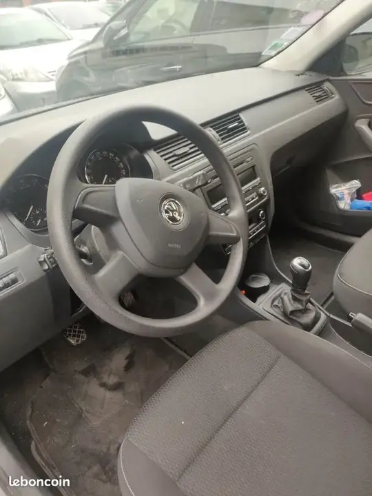 Skoda Rapid 2013 photo 3