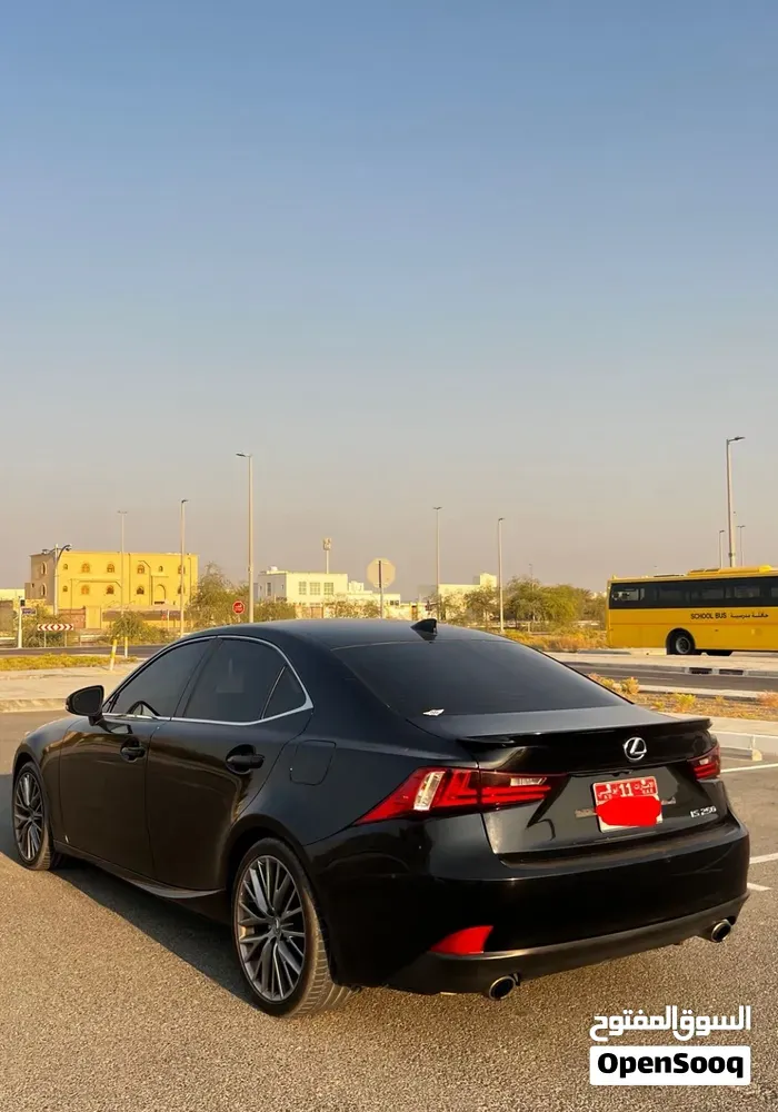 Lexus Is 250 2015 photo 4