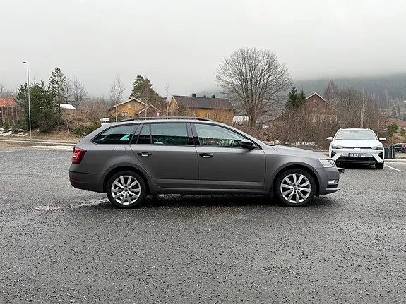 Skoda Octavia 2020 photo 3