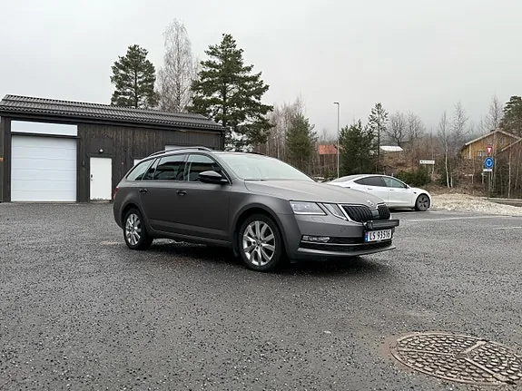 Skoda Octavia 2020 photo 2