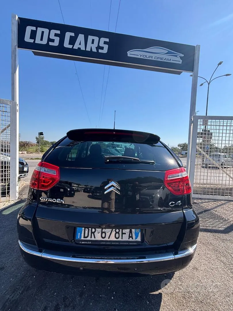 Citroen C4 Picasso 2010 photo 3