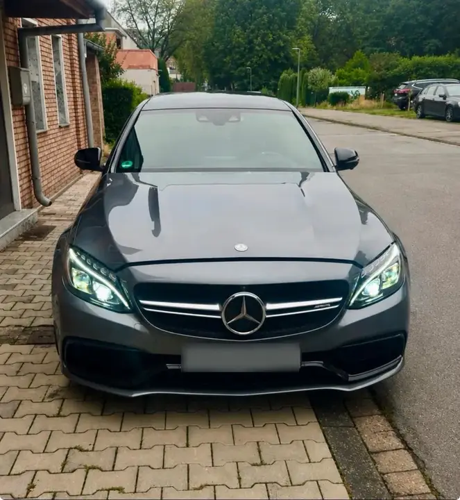 Mercedes-Benz C 63 S Amg