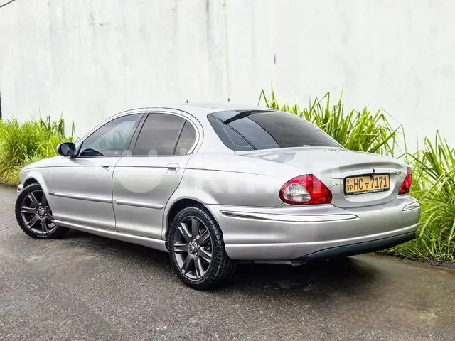 Jaguar X-Type 2002 photo 2