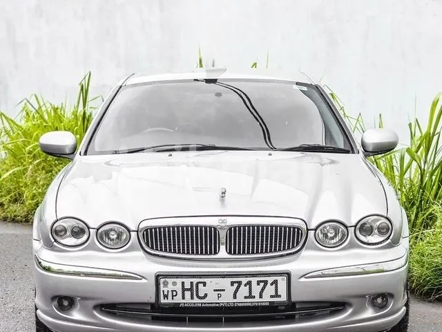 Jaguar X-Type 2002 photo 4