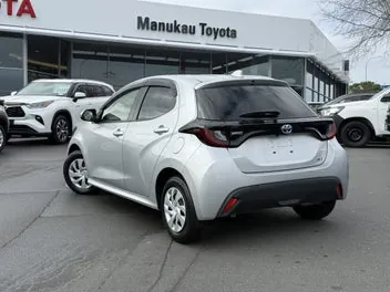 Toyota Yaris 2021 photo 4