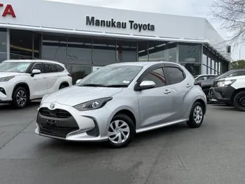Toyota Yaris 2021 photo 2