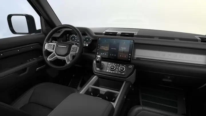 Land Rover Defender 110 photo 4